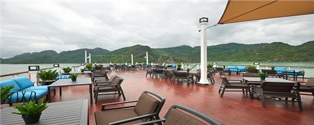 Du thuyền Paradise Grand Lan Hạ